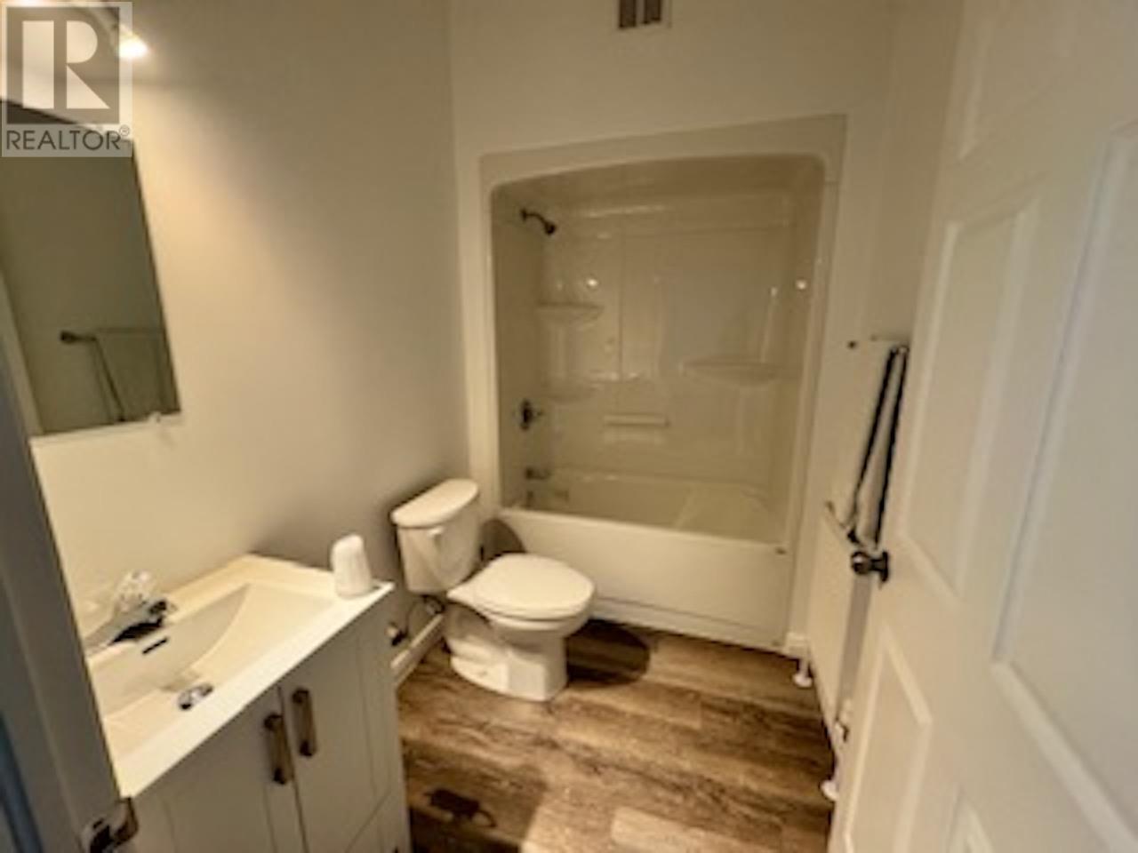 57 Broadway Ave Property Photo 7
