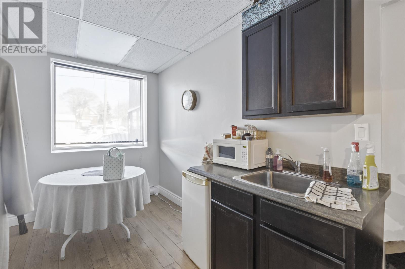 314 Queen St E Property Photo 19