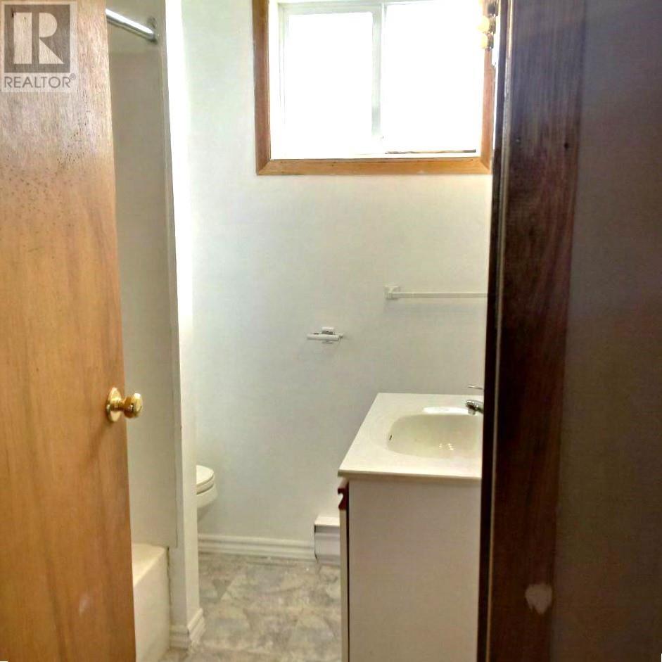 2 Whitman Ct Property Photo 19