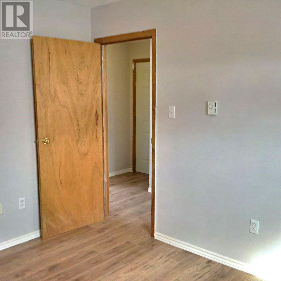 2 Whitman Ct Property Photo 22