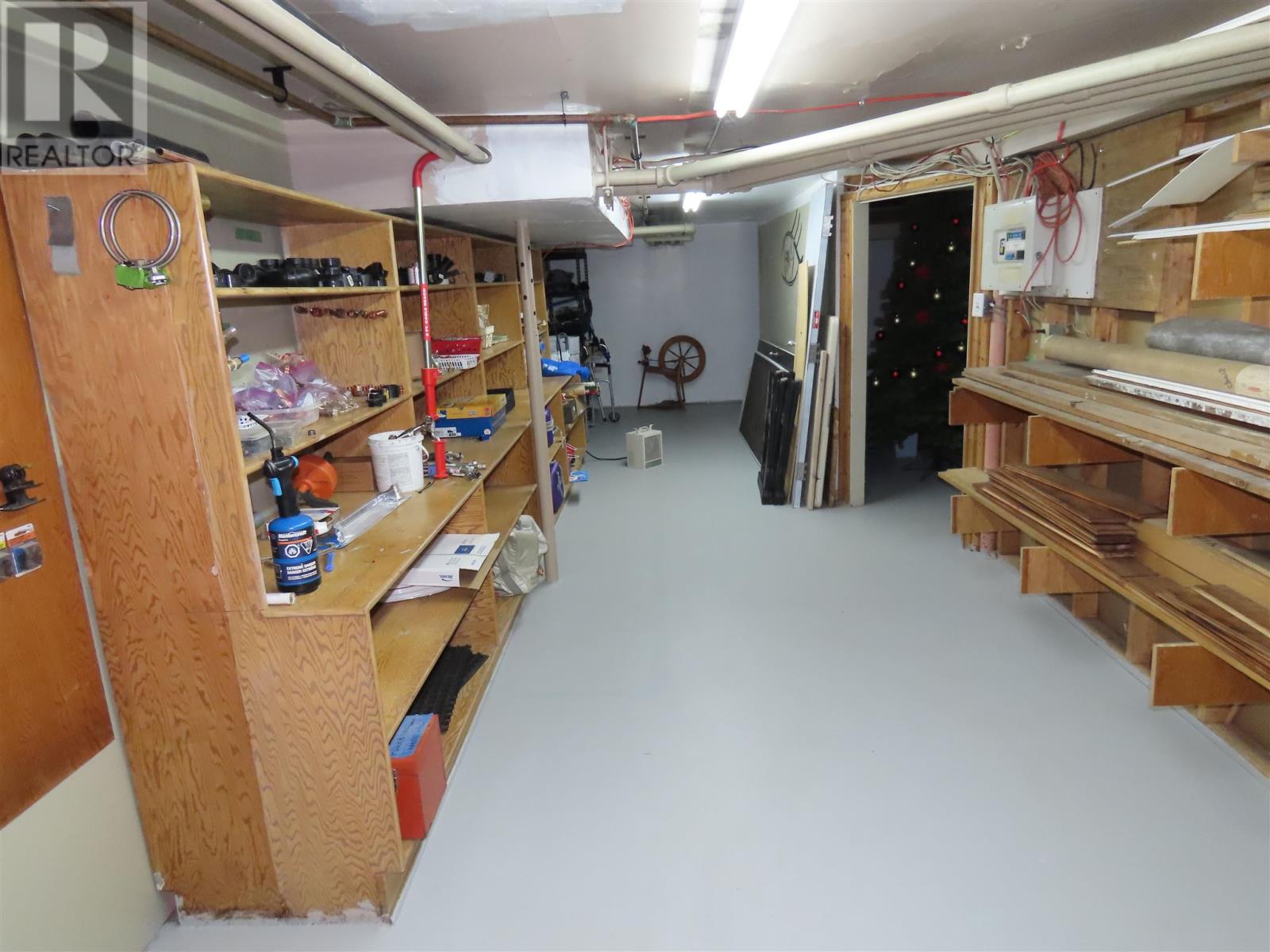 242-246 Queen St E Property Photo 34