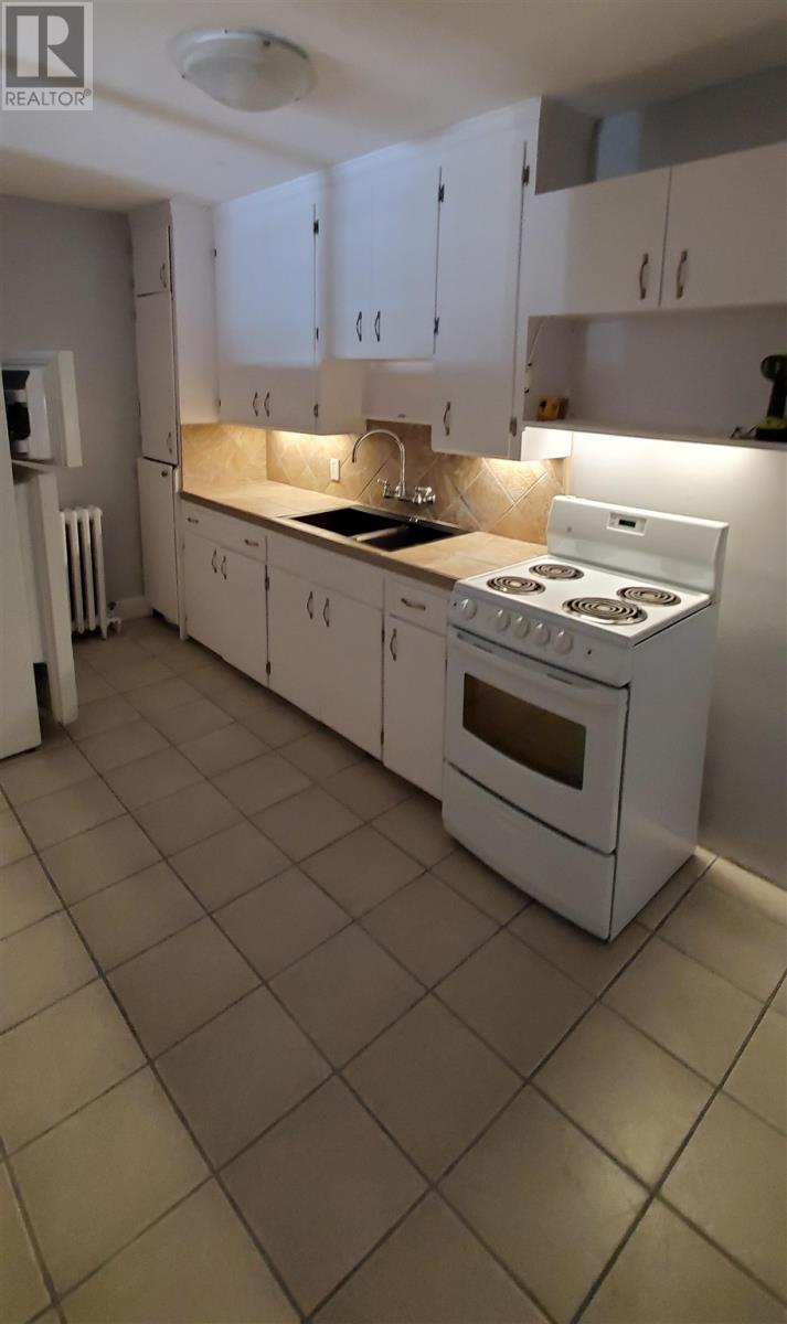 242-246 Queen St E Property Photo 43