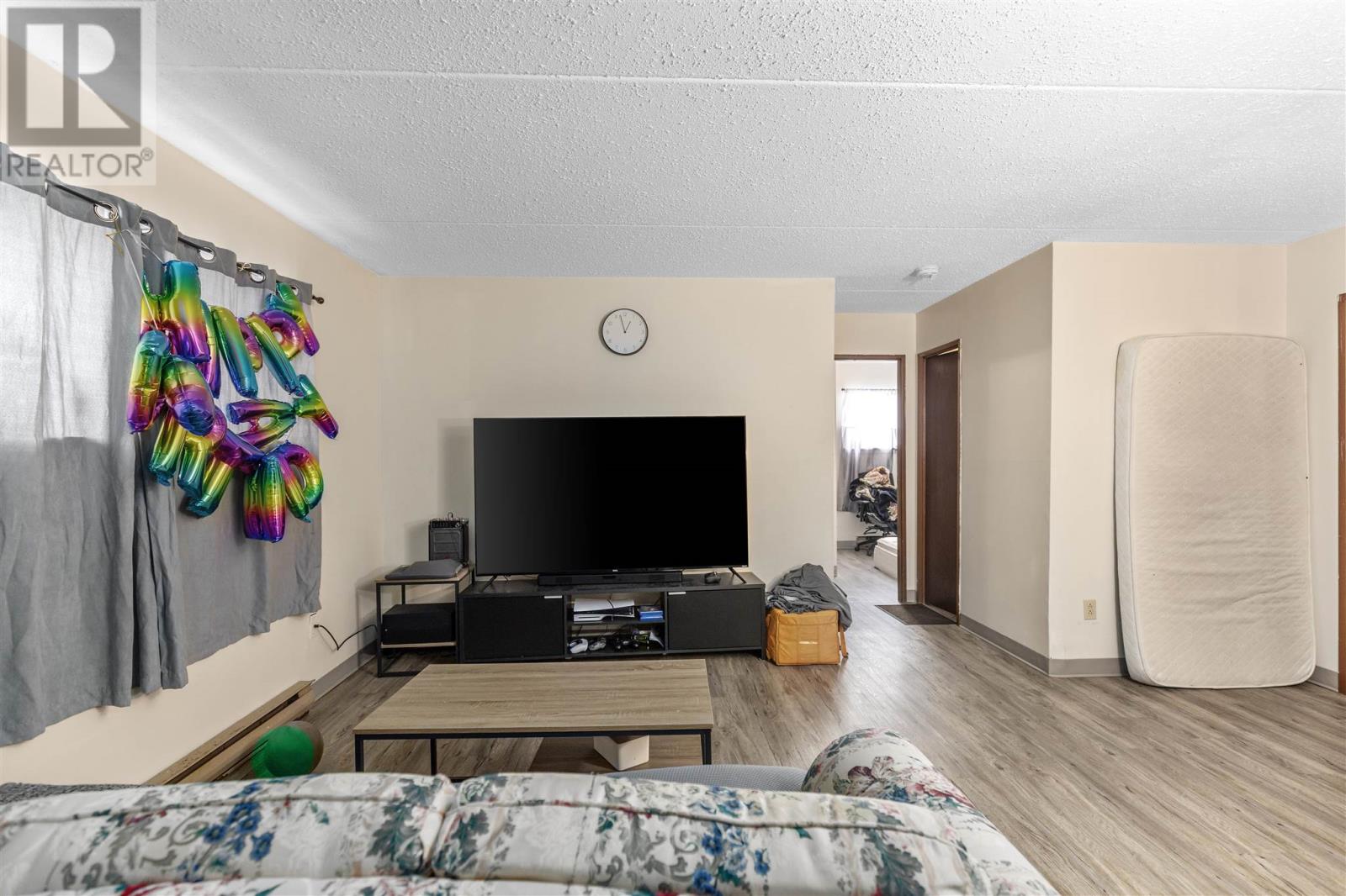 269 Goulais Ave Property Photo 3