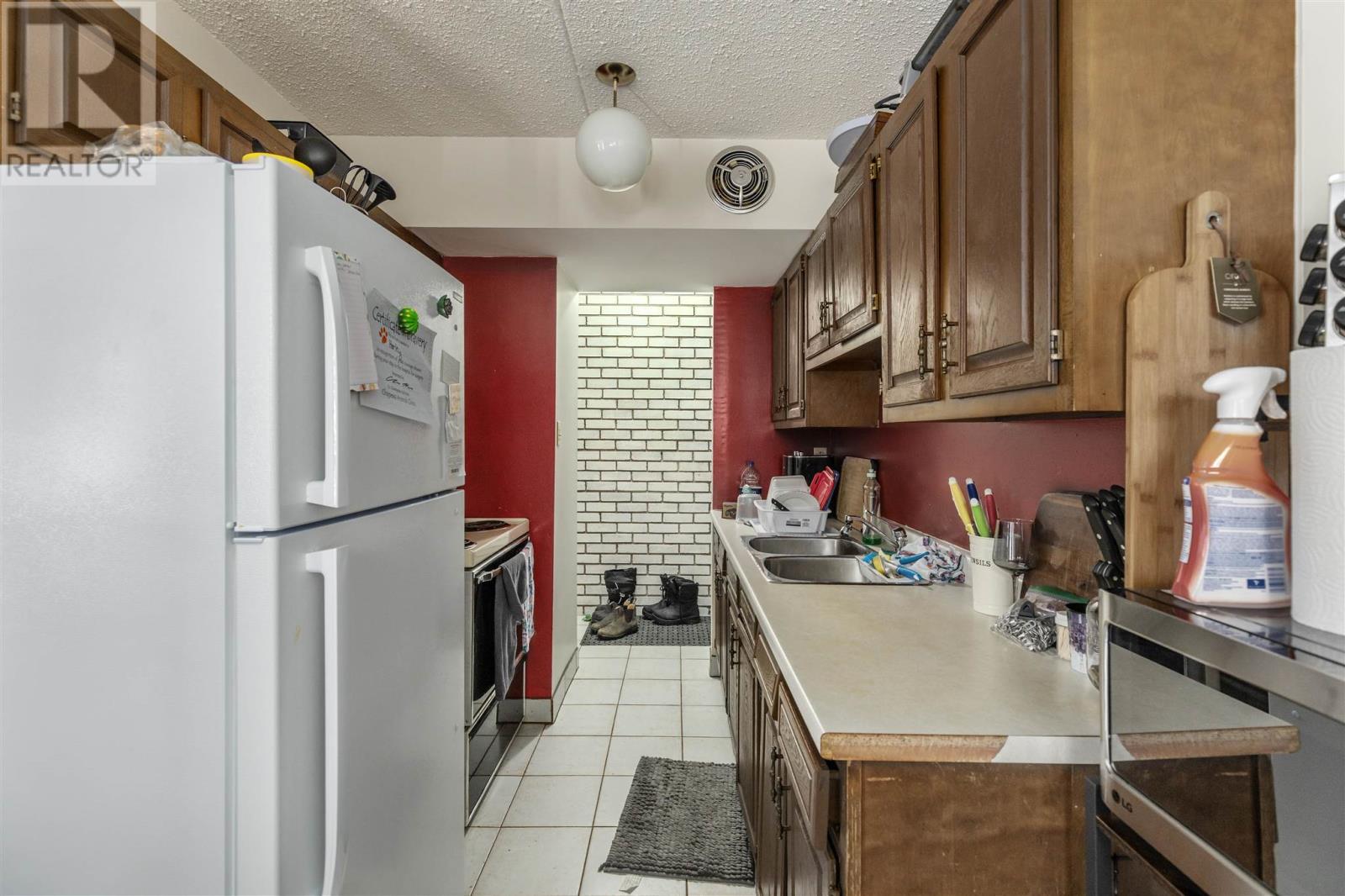 269 Goulais Ave Property Photo 34