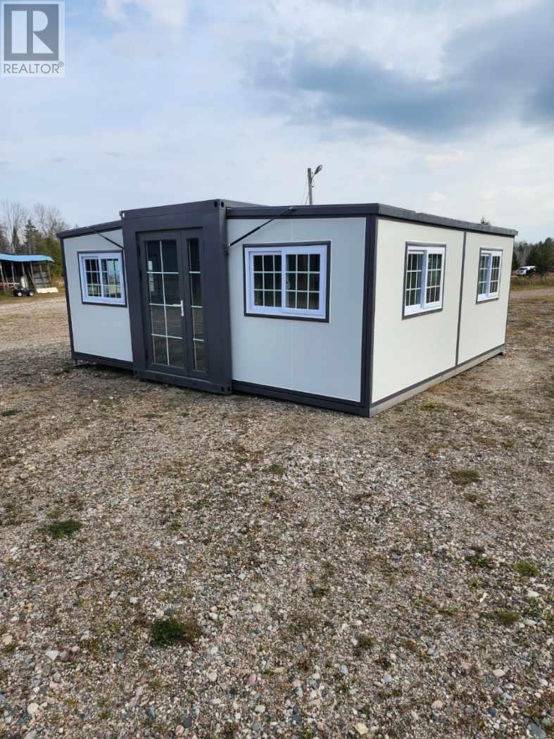 North 1/2 Lot 3 Highway 17 E Property Photo 4