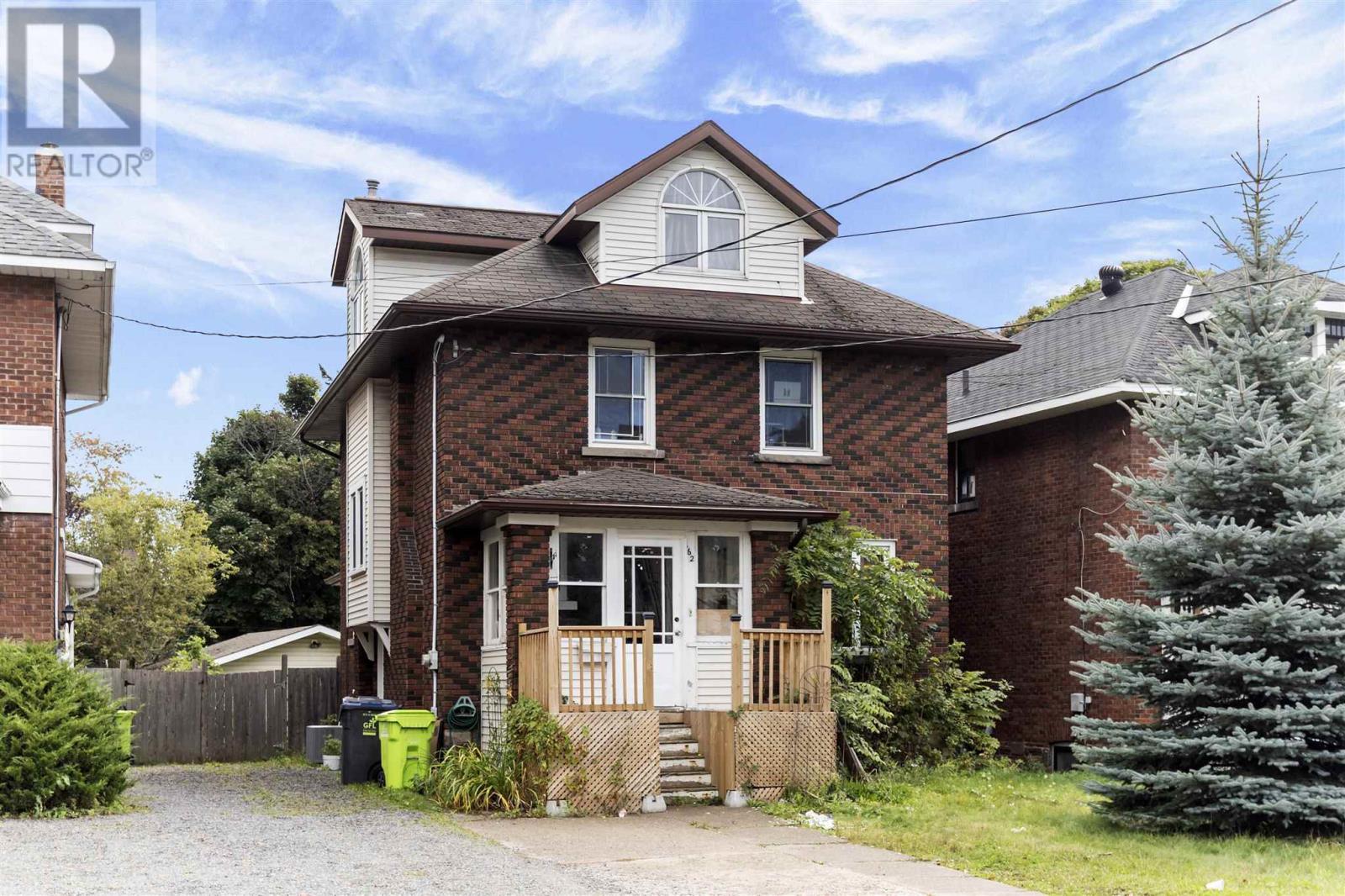 162 Pim St Property Photo 2