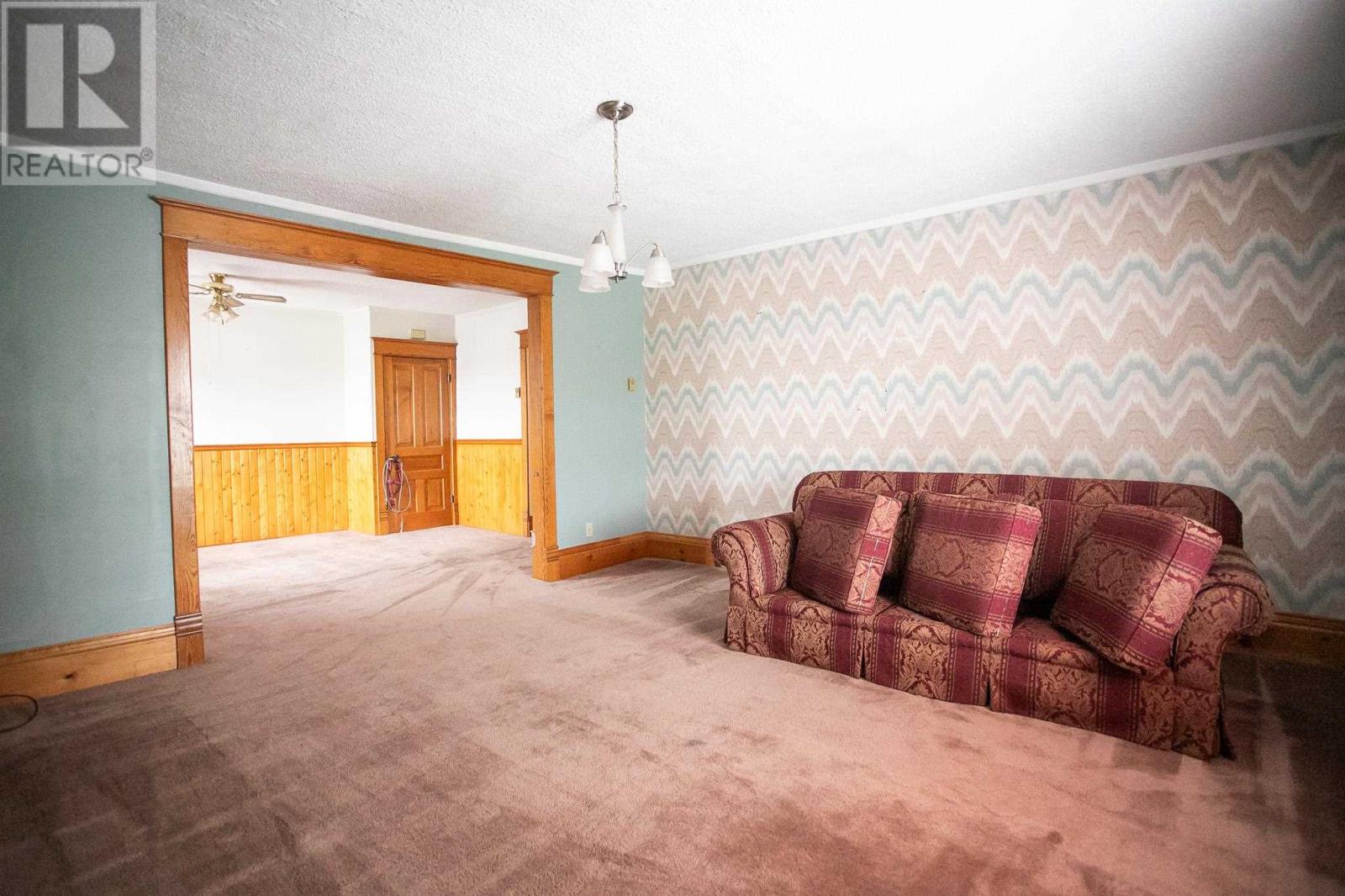 346 Bruce St Property Photo 10