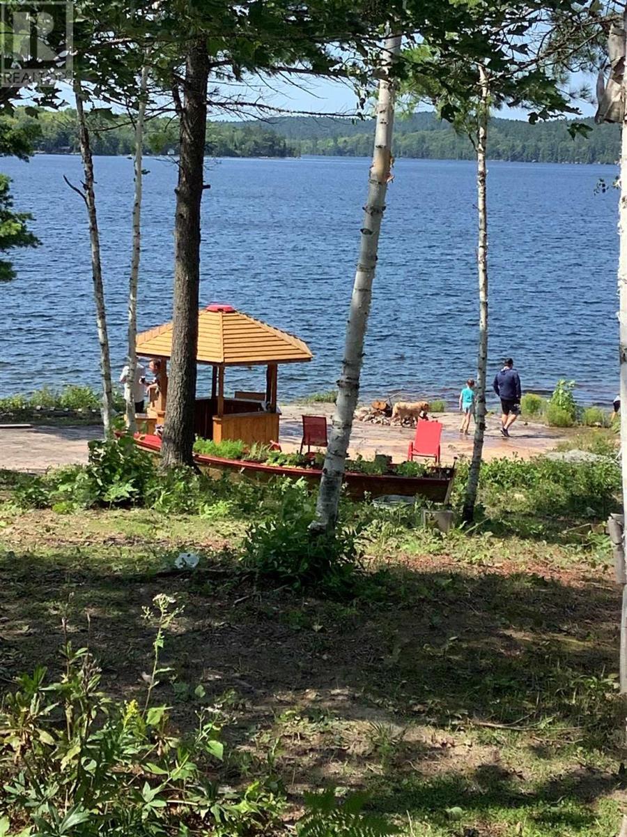 Teacher's Bay Matinenda Lake Property Photo 11
