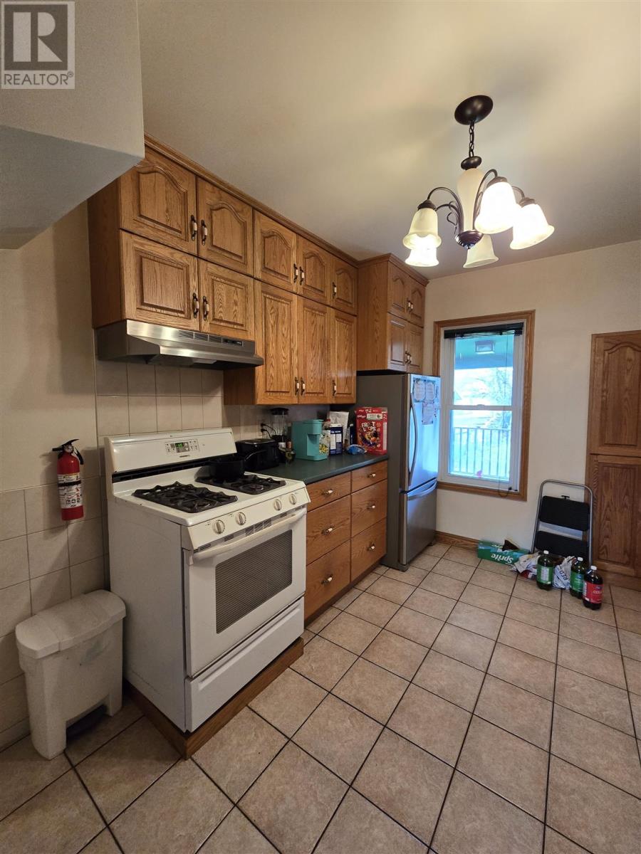 217 Brown St Property Photo 10