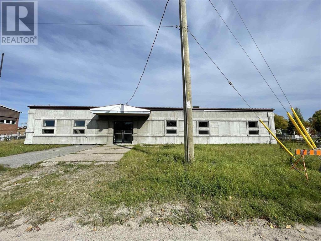 122 Lorne St Property Photo 2
