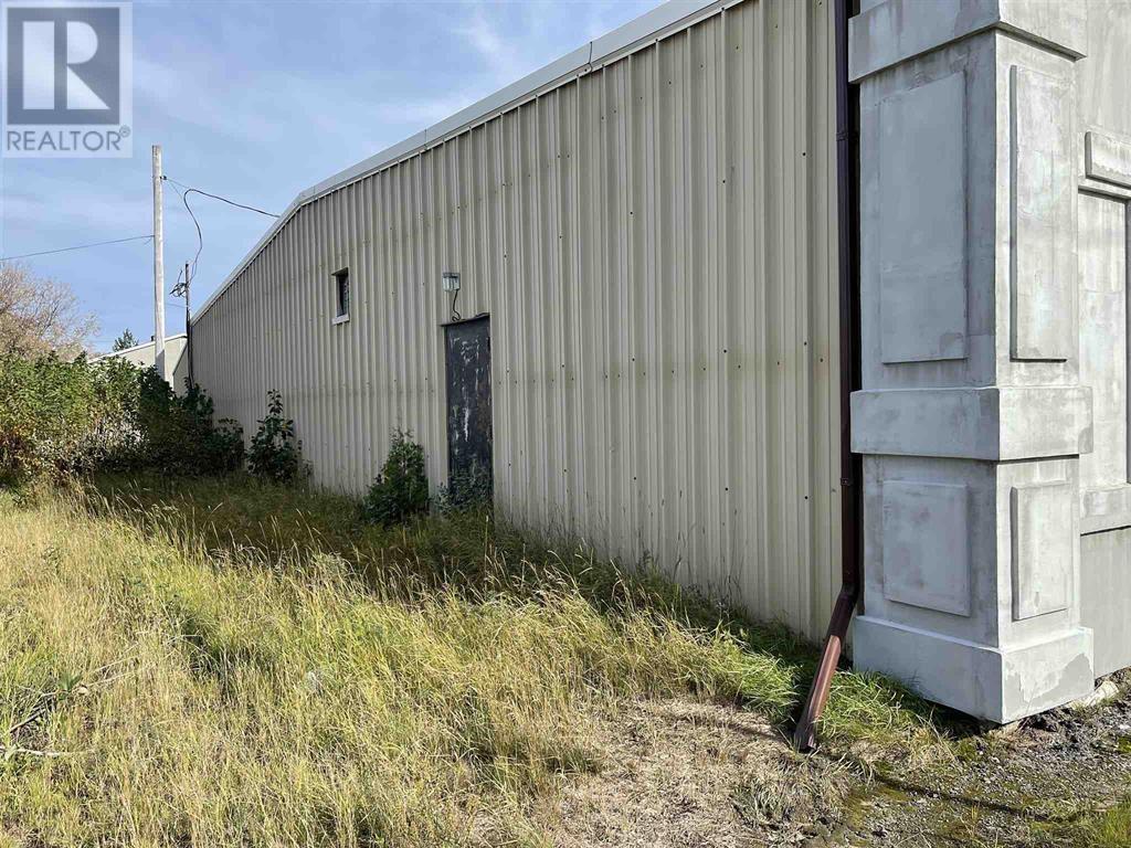 122 Lorne St Property Photo 3