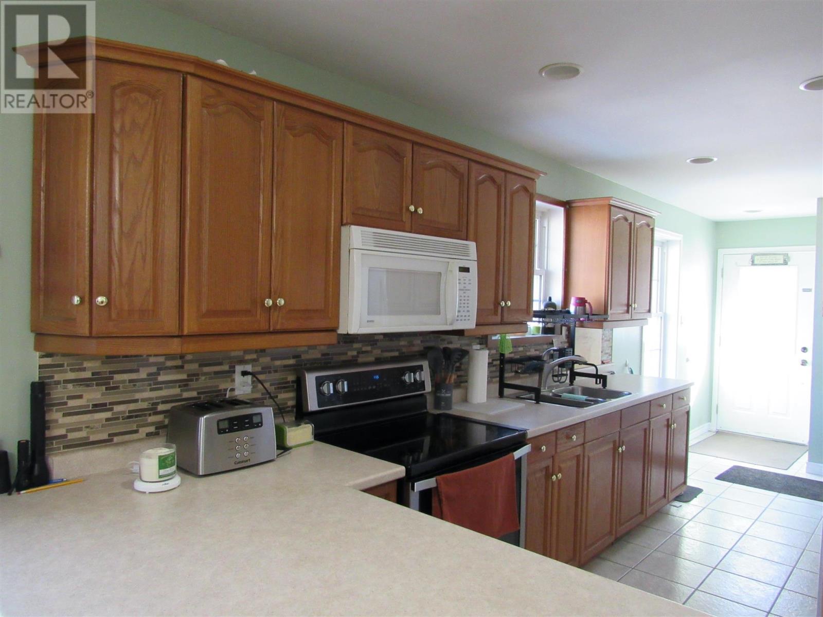 758 Sunset Beach Rd Property Photo 6