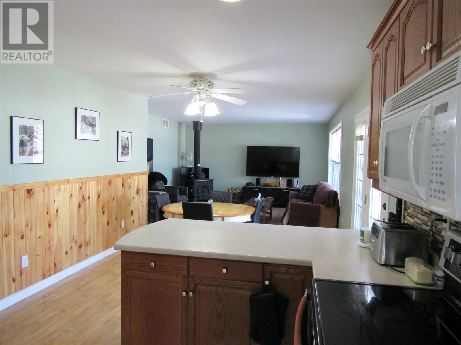 758 Sunset Beach Rd Property Photo 7