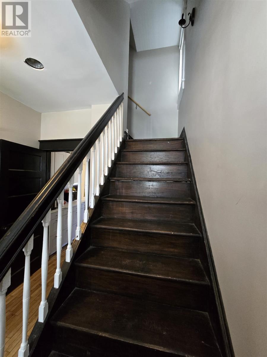 215 Brown St Property Photo 13