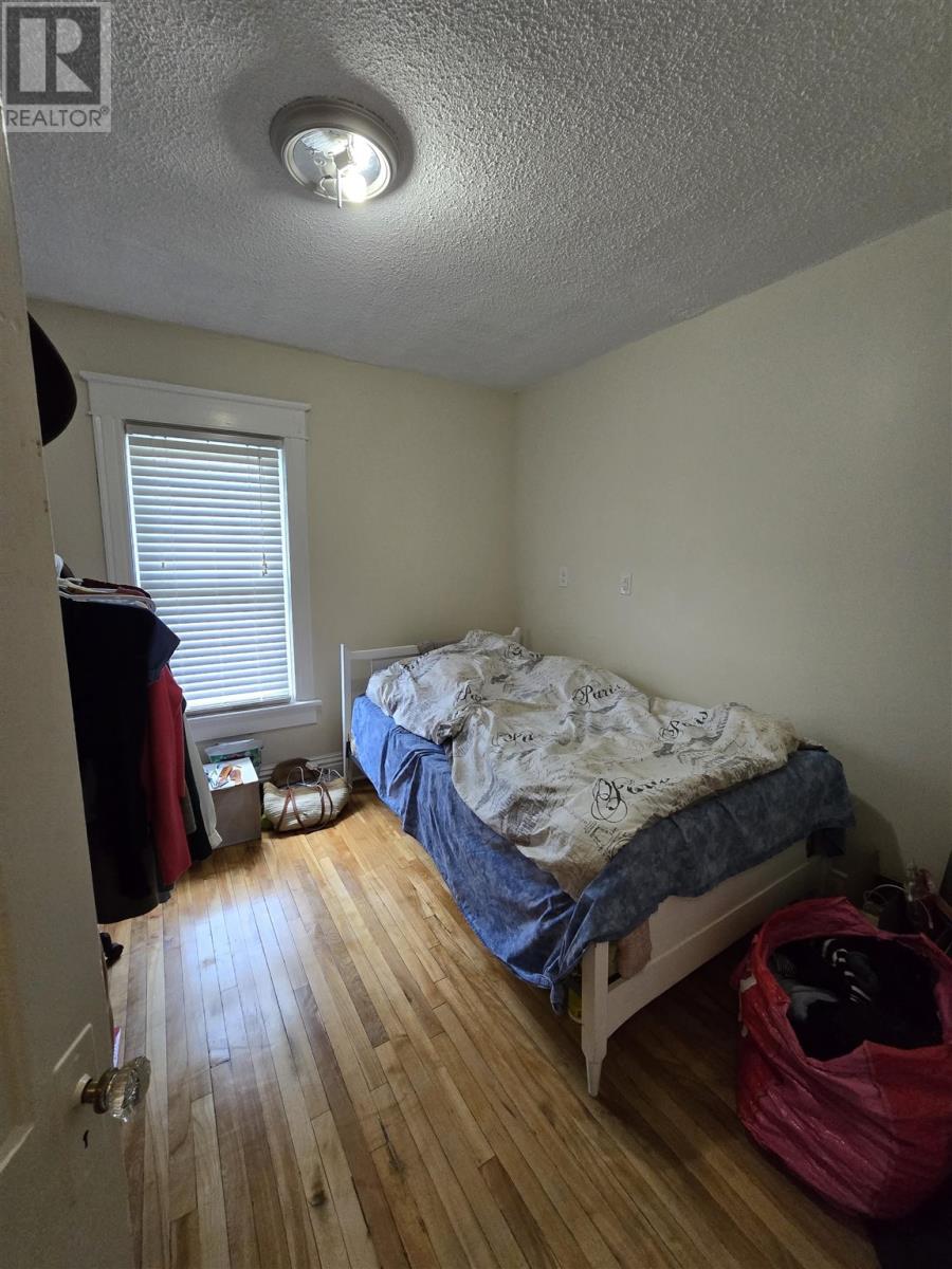 215 Brown St Property Photo 20