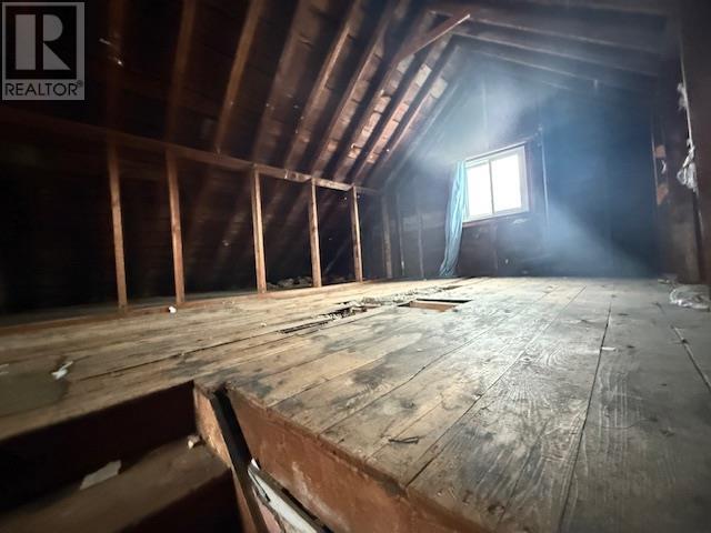 254 Albert St W Property Photo 15