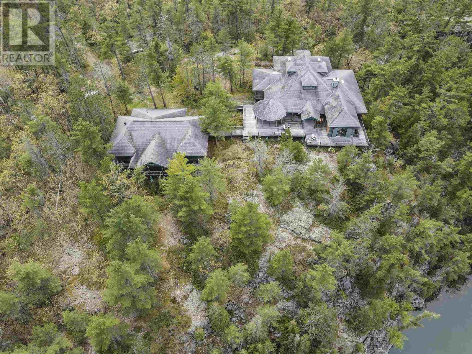 . Picture Island Property Photo 2