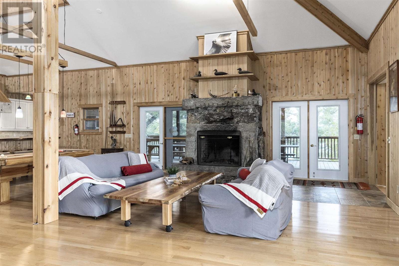 . Picture Island Property Photo 16