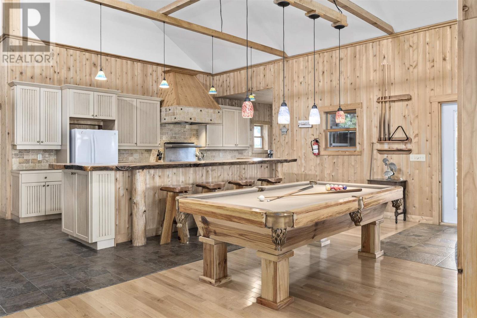 . Picture Island Property Photo 17