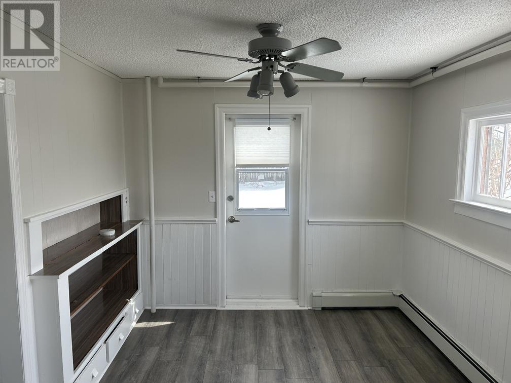 44 Cameron Ave Property Photo 4