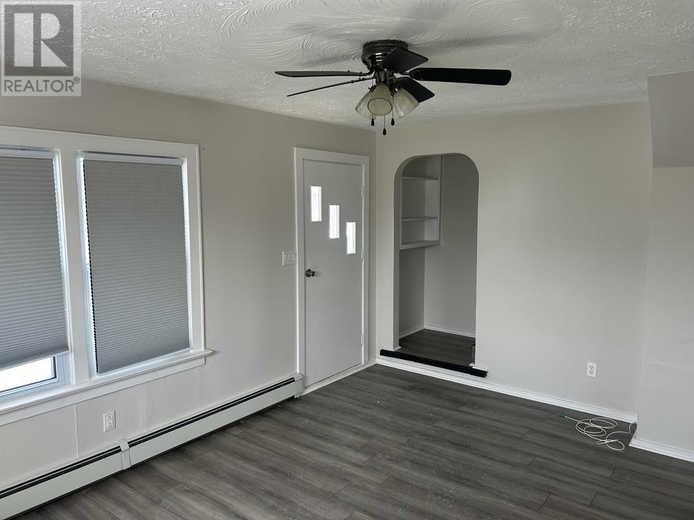 44 Cameron Ave Property Photo 6