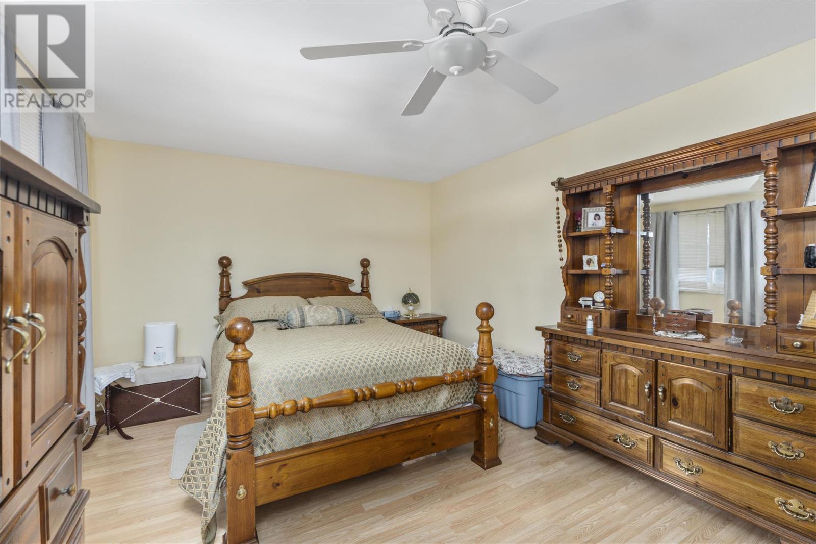 100 Pleasant Dr Property Photo 16