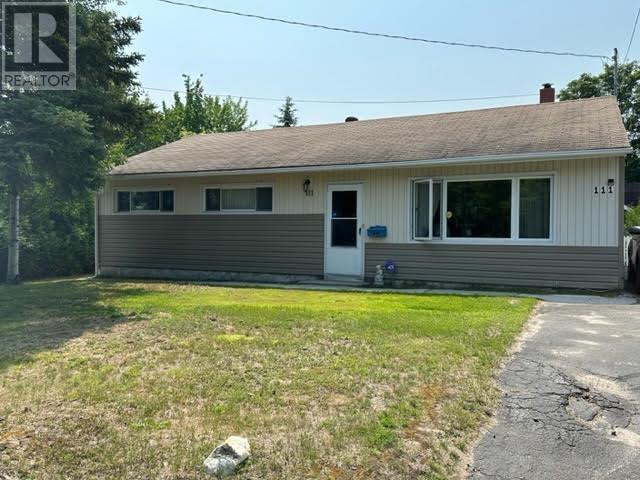 111 Hillside Dr S Property Photo 1