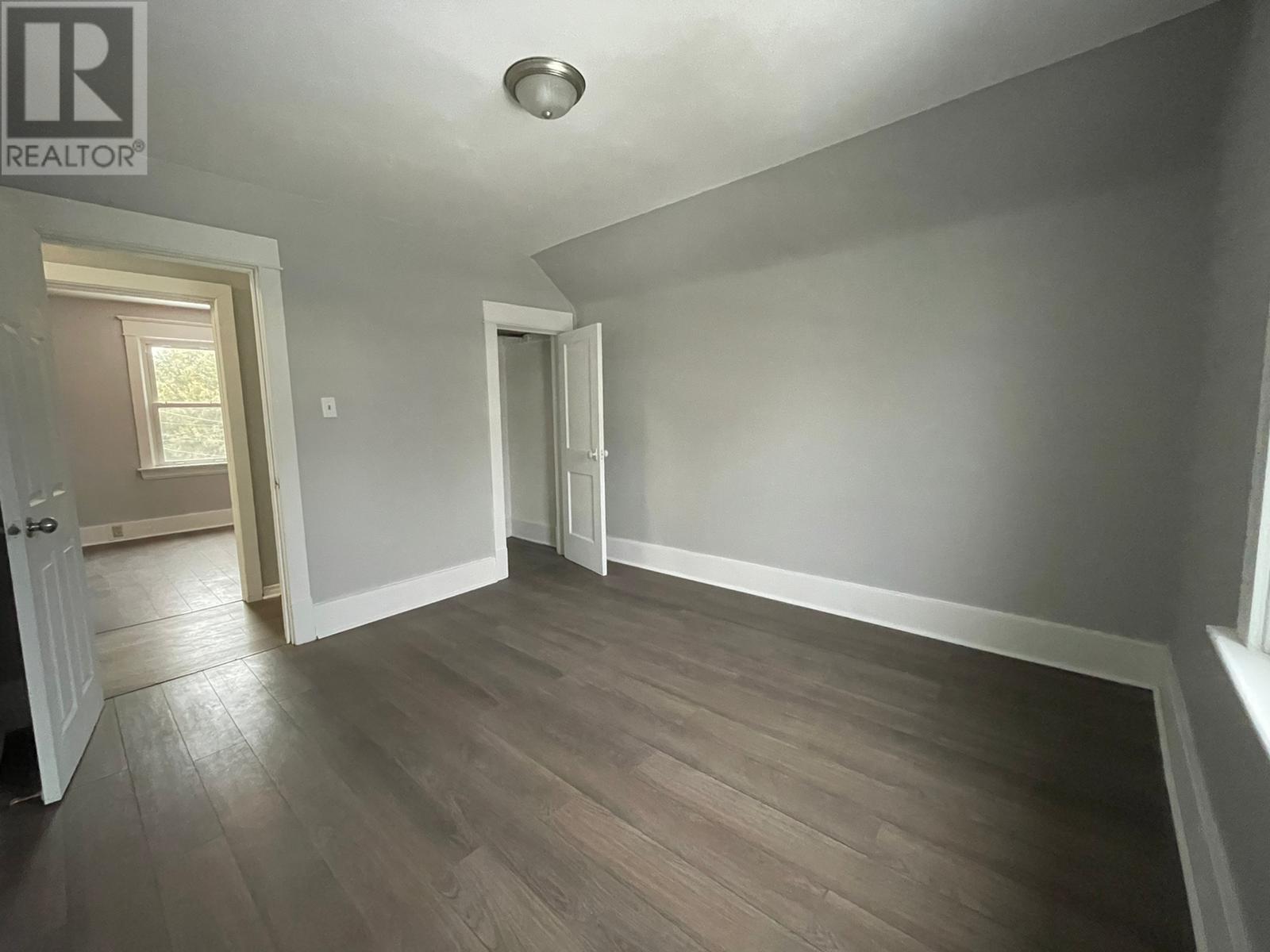 144 Central Park Ave Property Photo 12