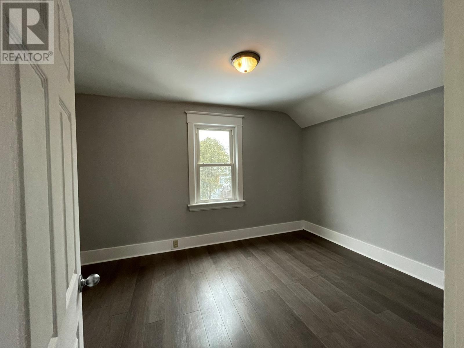 144 Central Park Ave Property Photo 13