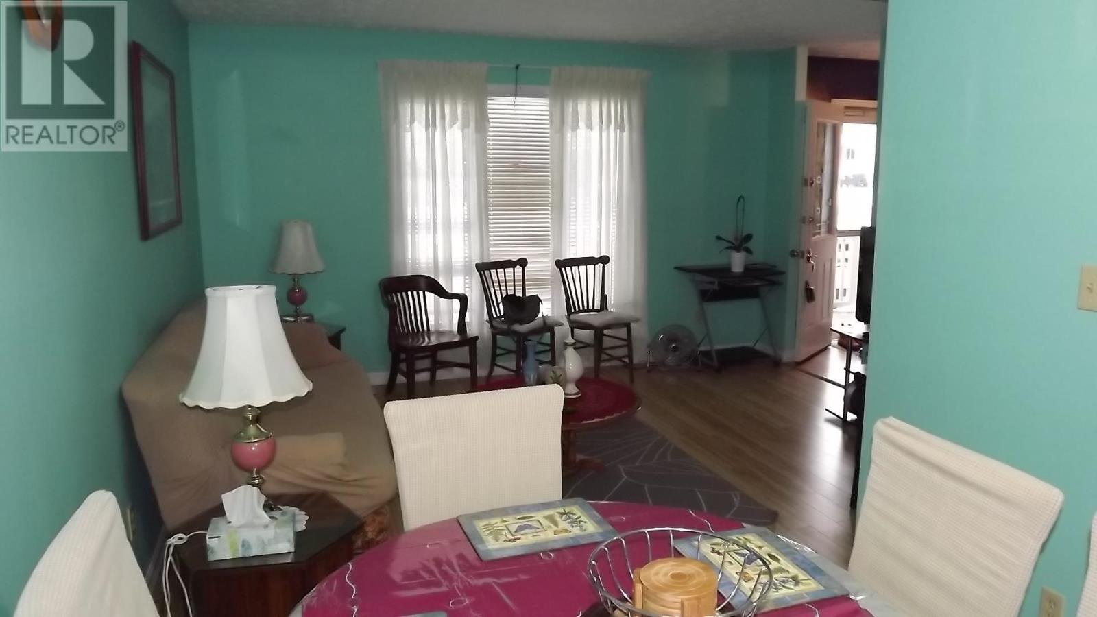 26 Hergott Ave Property Photo 5