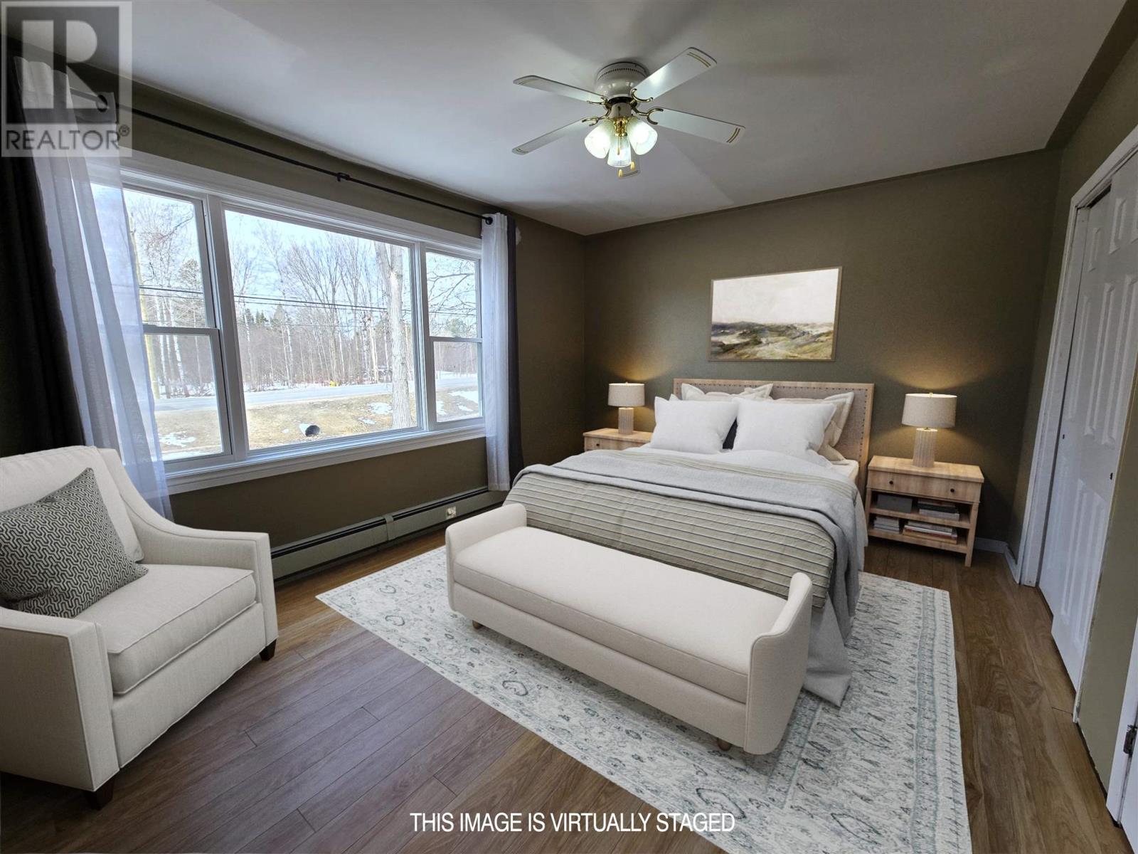 300 Woodward Ave Property Photo 10