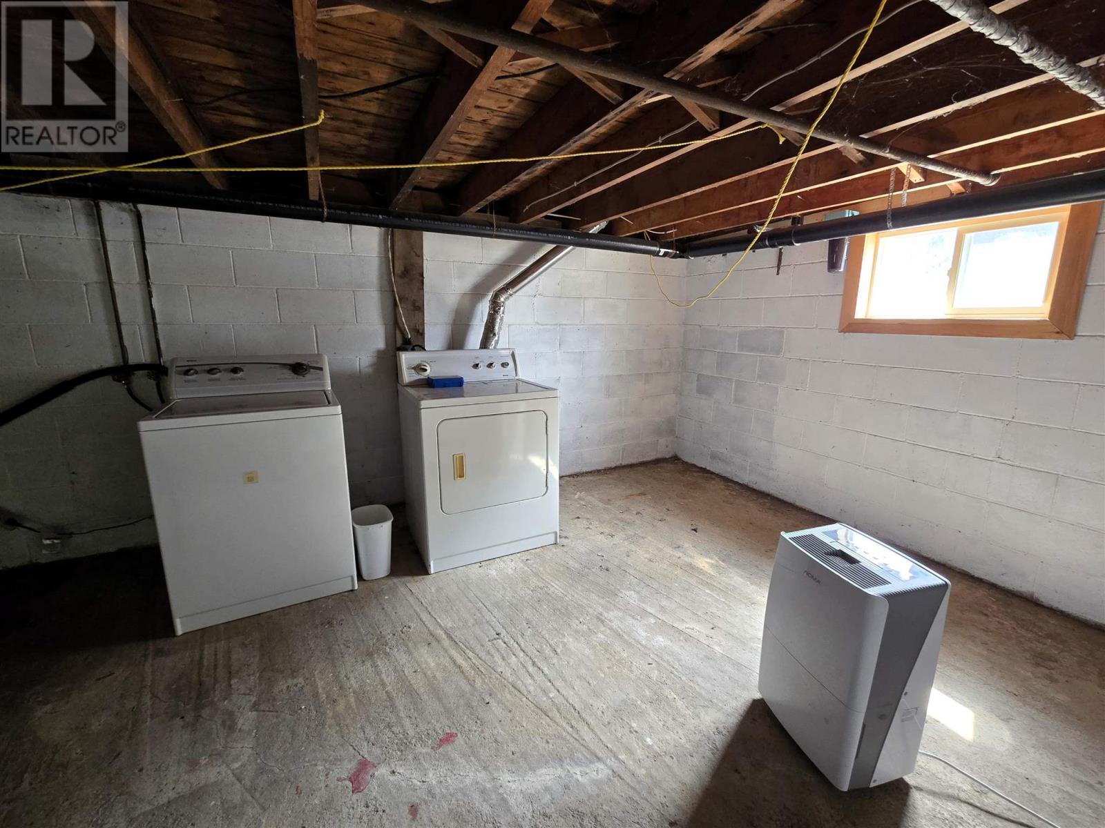 300 Woodward Ave Property Photo 16