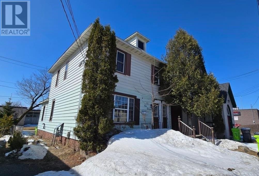 113 Grosvenor Ave Property Photo 3