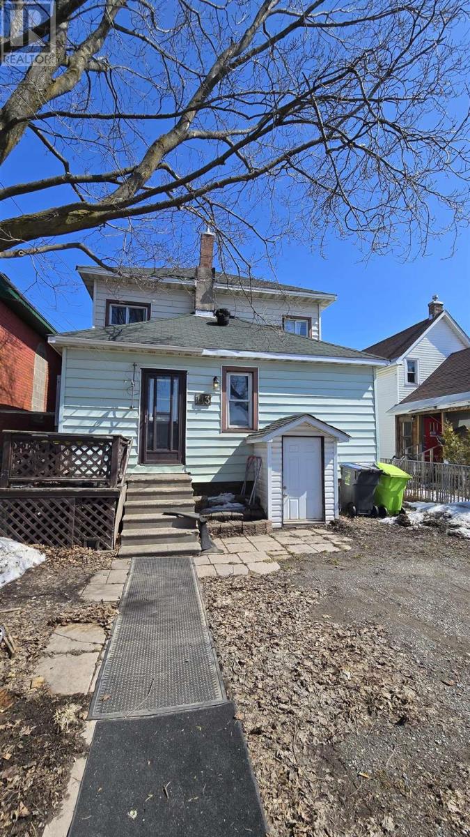 113 Grosvenor Ave Property Photo 4