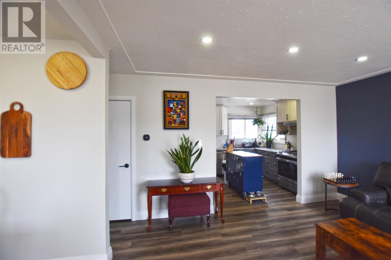 51 Capp Ave Property Photo 8