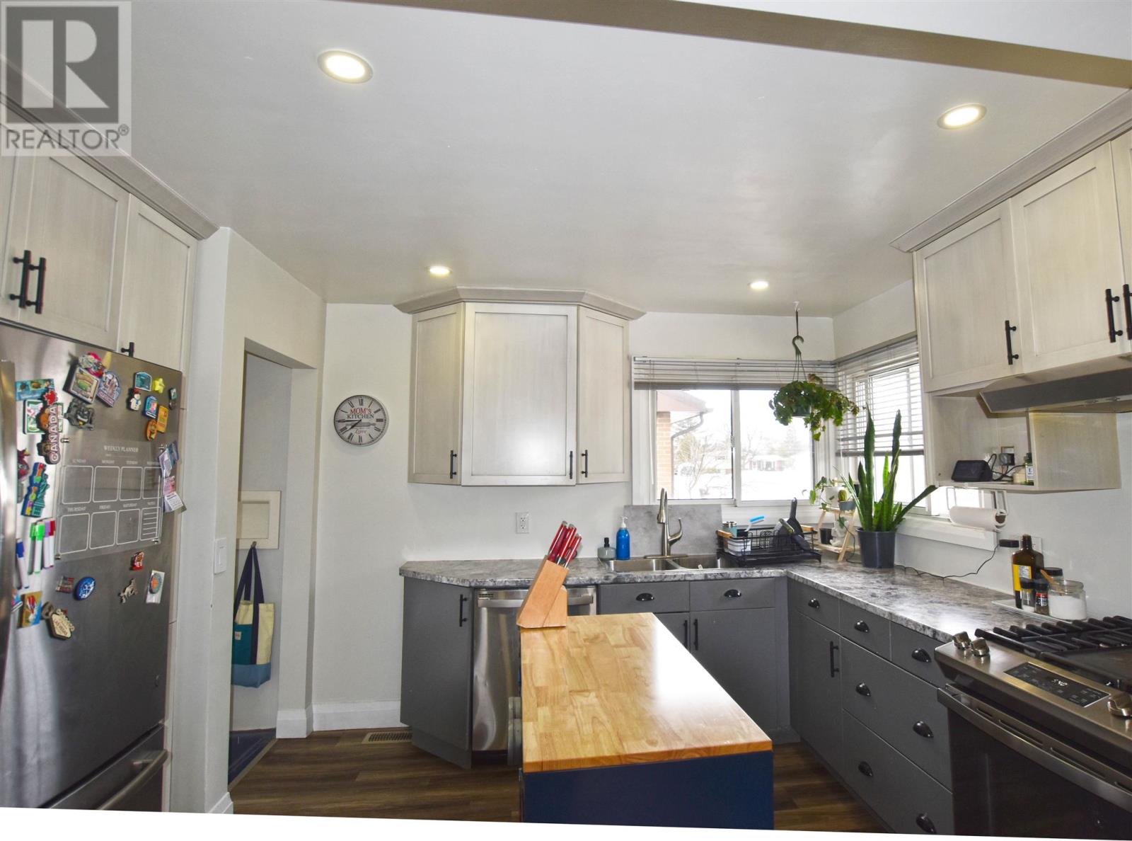 51 Capp Ave Property Photo 17