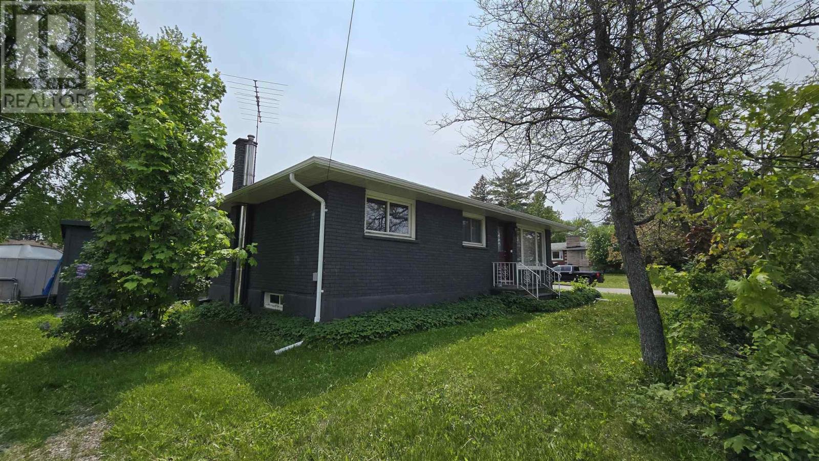 51 Capp Ave Property Photo 42
