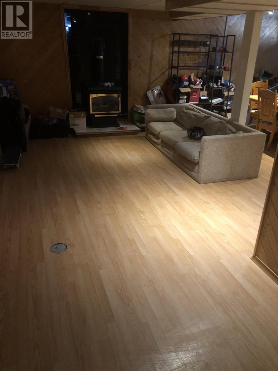 41 Hergott Ave Property Photo 10