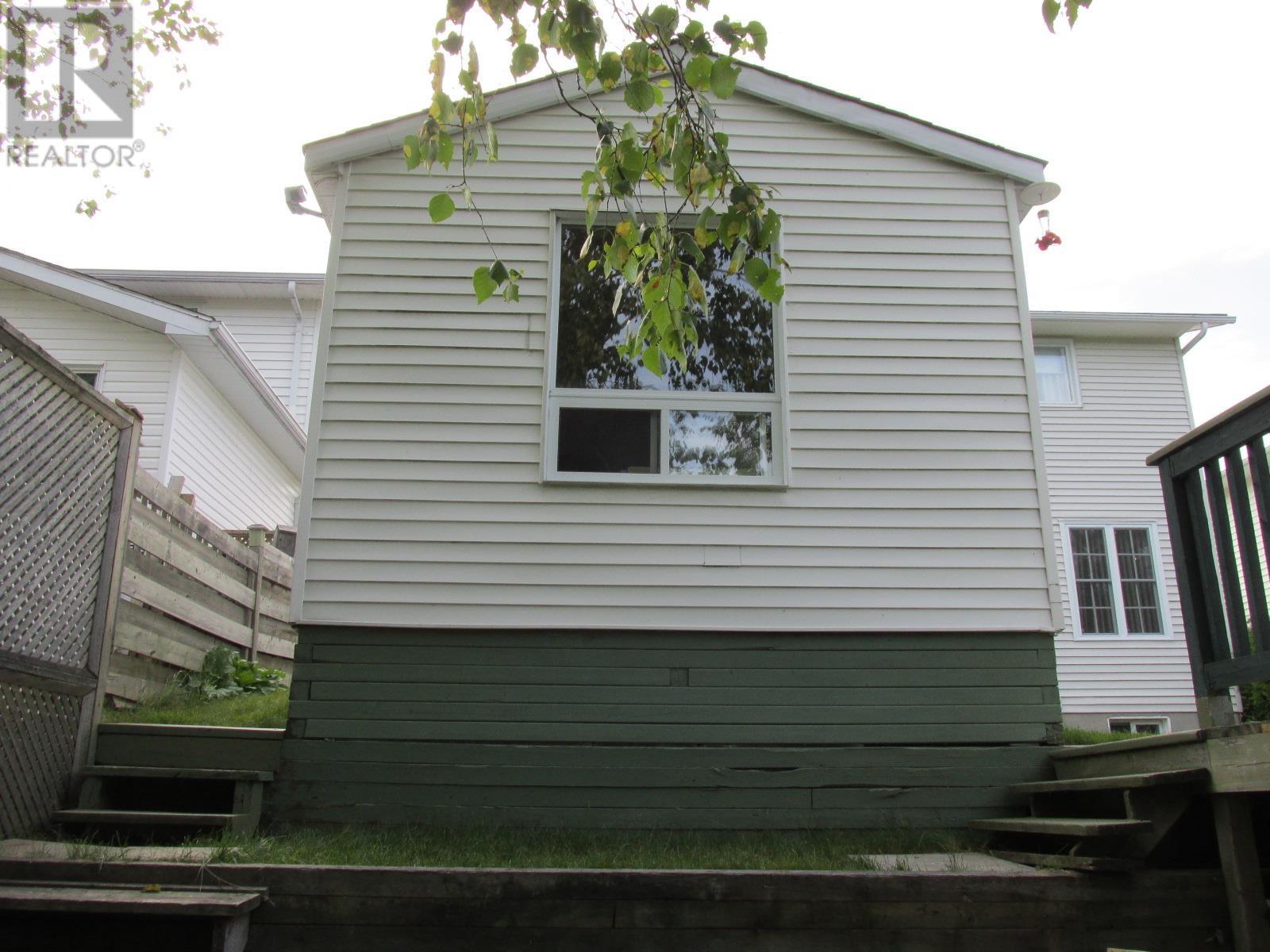 41 Hergott Ave Property Photo 13