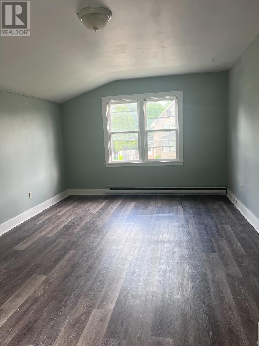 122 Pilgrim St Property Photo 12