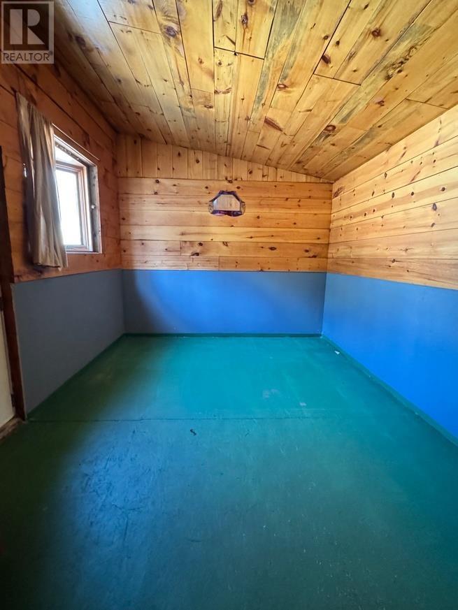 521 Puddingstone Rd Property Photo 3