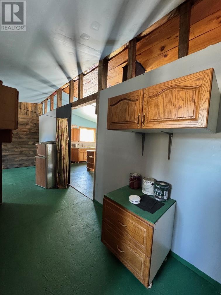 521 Puddingstone Rd Property Photo 4