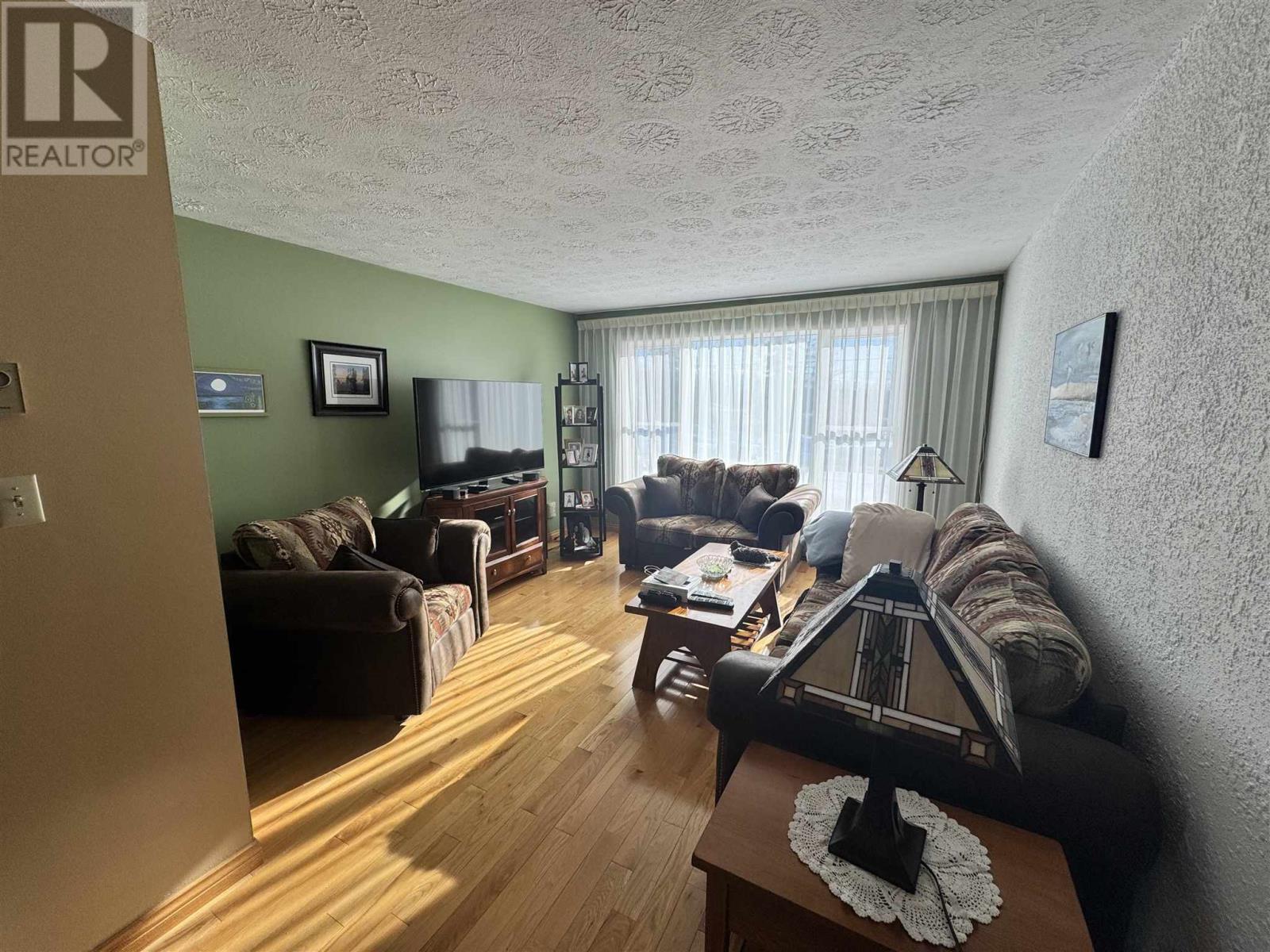 82 Neesomadina Ave Property Photo 6