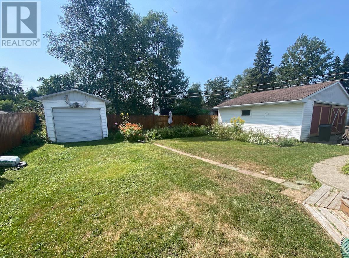 44 Ganley St Property Photo 3