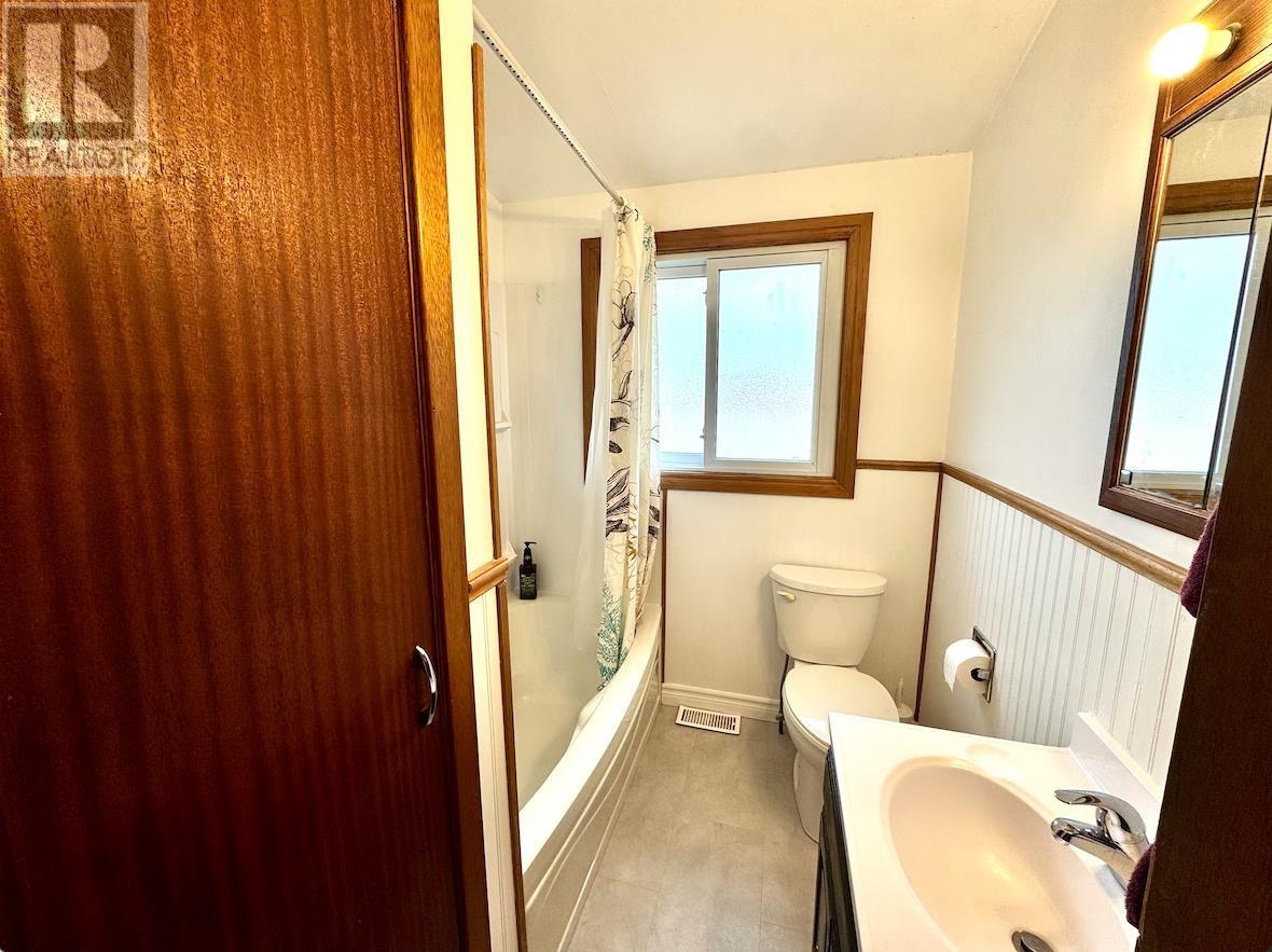 44 Ganley St Property Photo 16