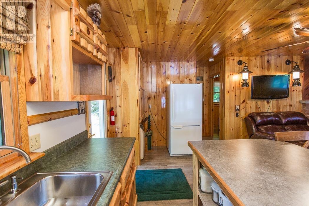 797 Axe Lake Rd Property Photo 5