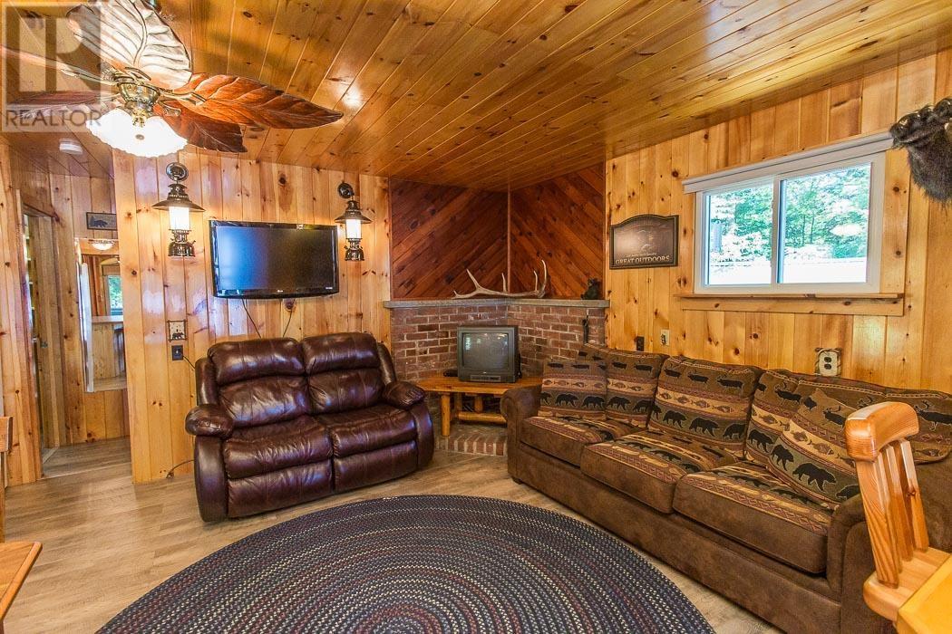 797 Axe Lake Rd Property Photo 6