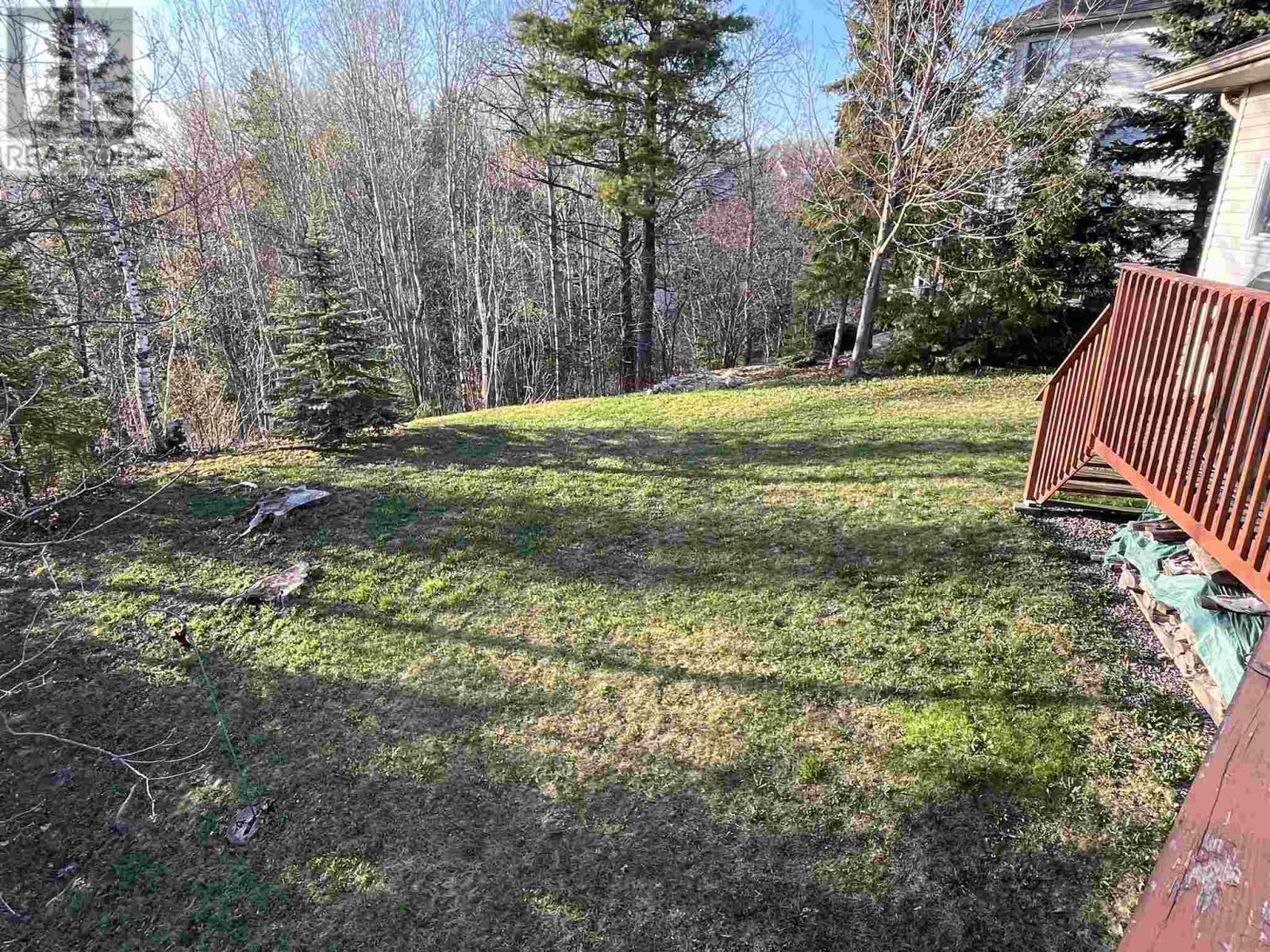 42 Cody Point Ct Property Photo 8