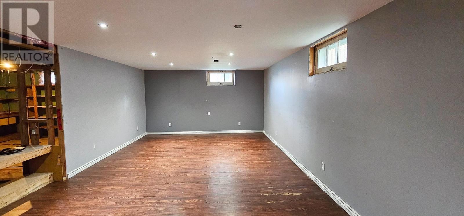 287 Second Lin E Property Photo 35