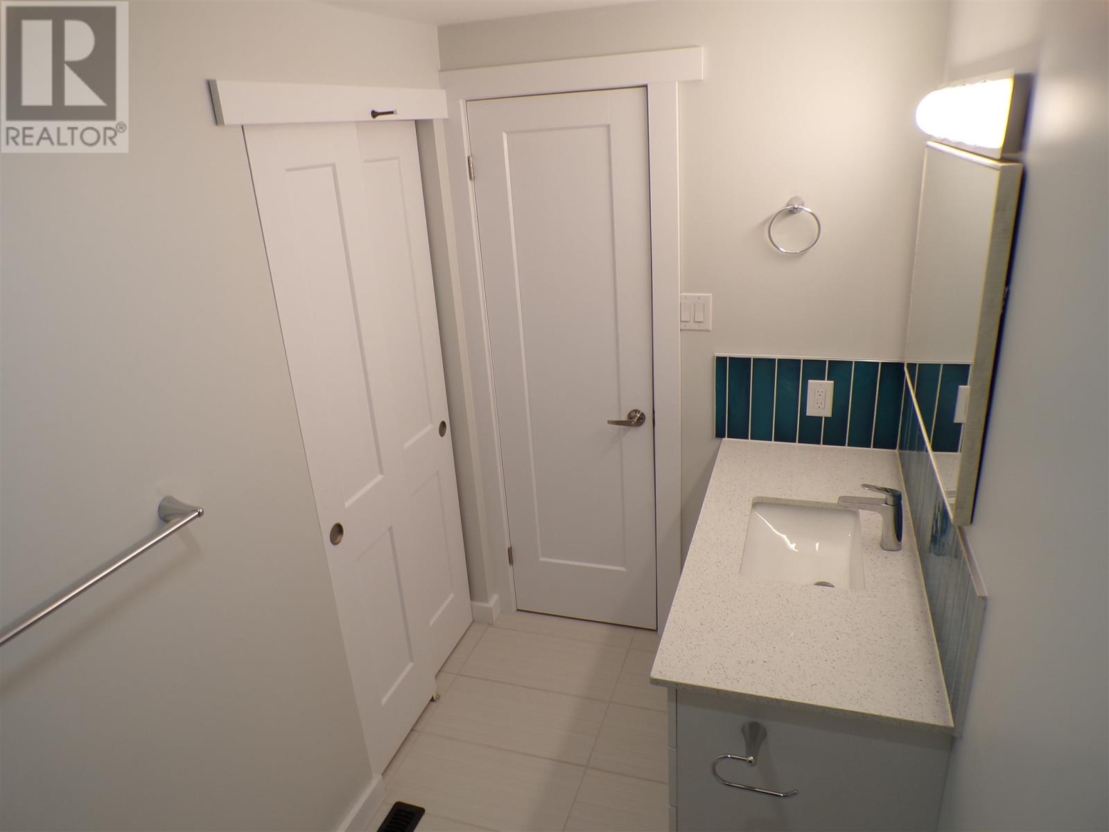 44 Farrell Cres Property Photo 25
